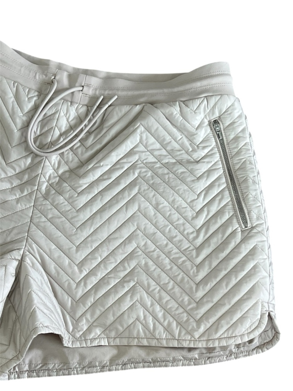 ATHLETA Apres Quilted Ski Short Cream Size 16 - Picture 7 of 11